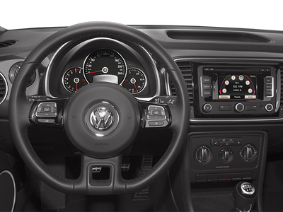 2013 Volkswagen Beetle 2dr DSG 2.0T Turbo w/Sun/Snd/Nav PZEV *Ltd Avail*
