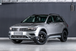 Silver Volkswagen Tiguan