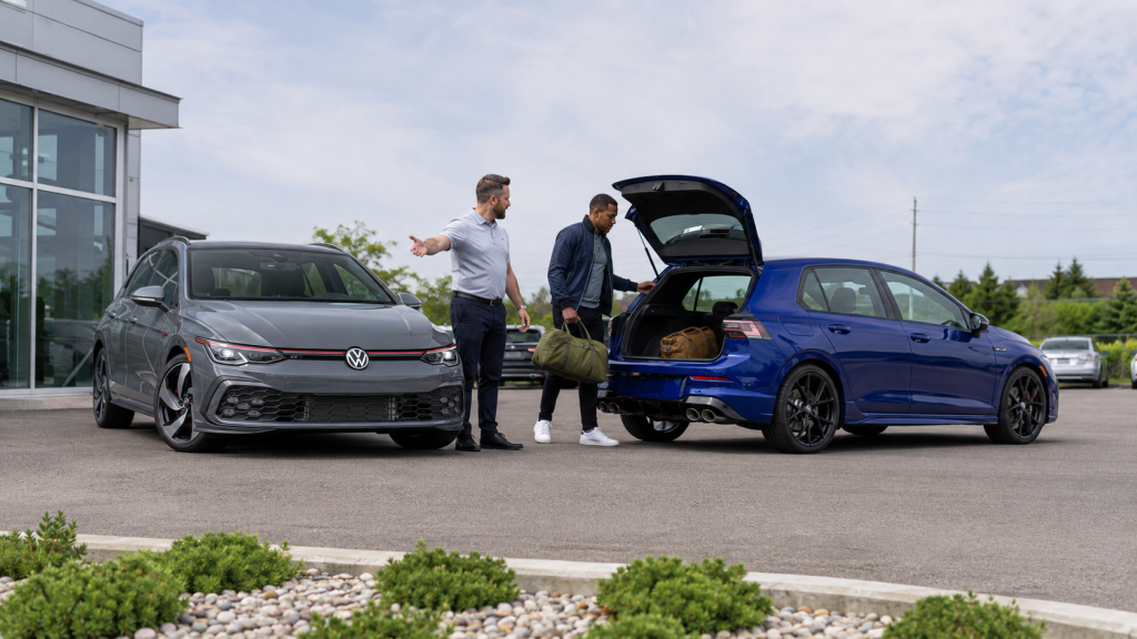 Volkswagen Golf GTI vs Golf R