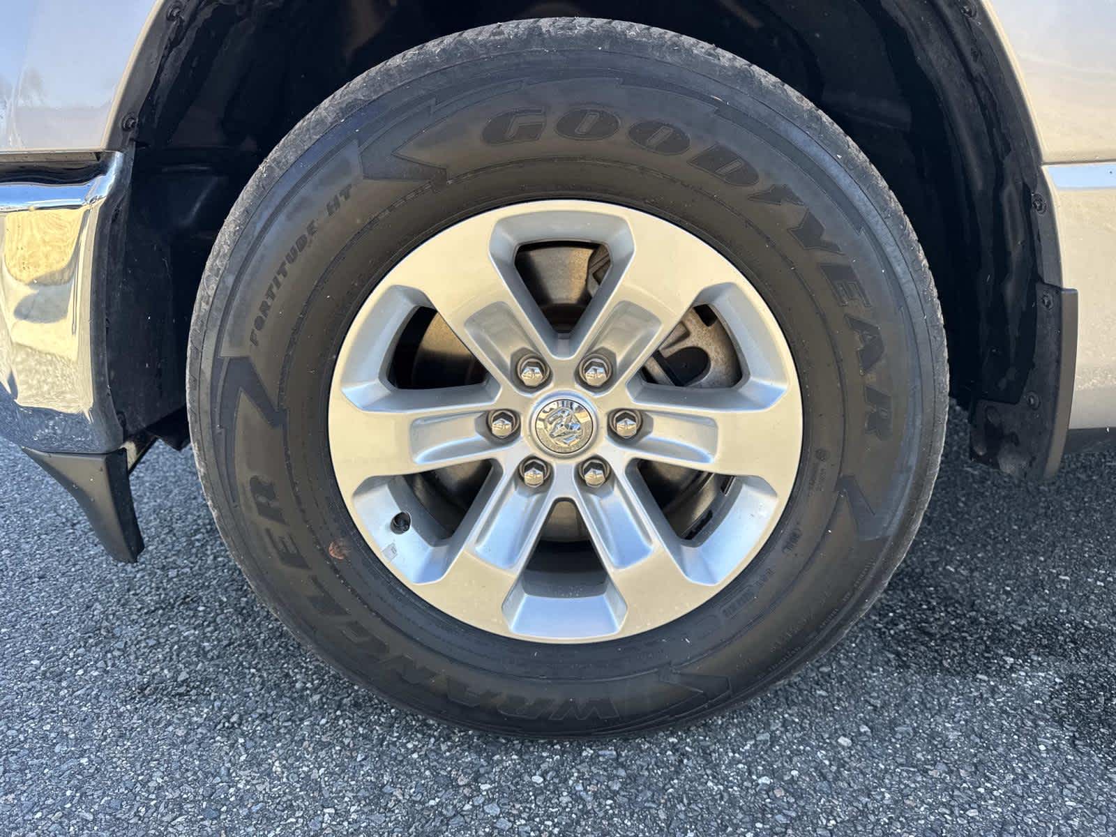 2024 RAM 1500 Laramie 4x2 Crew Cab 57 Box