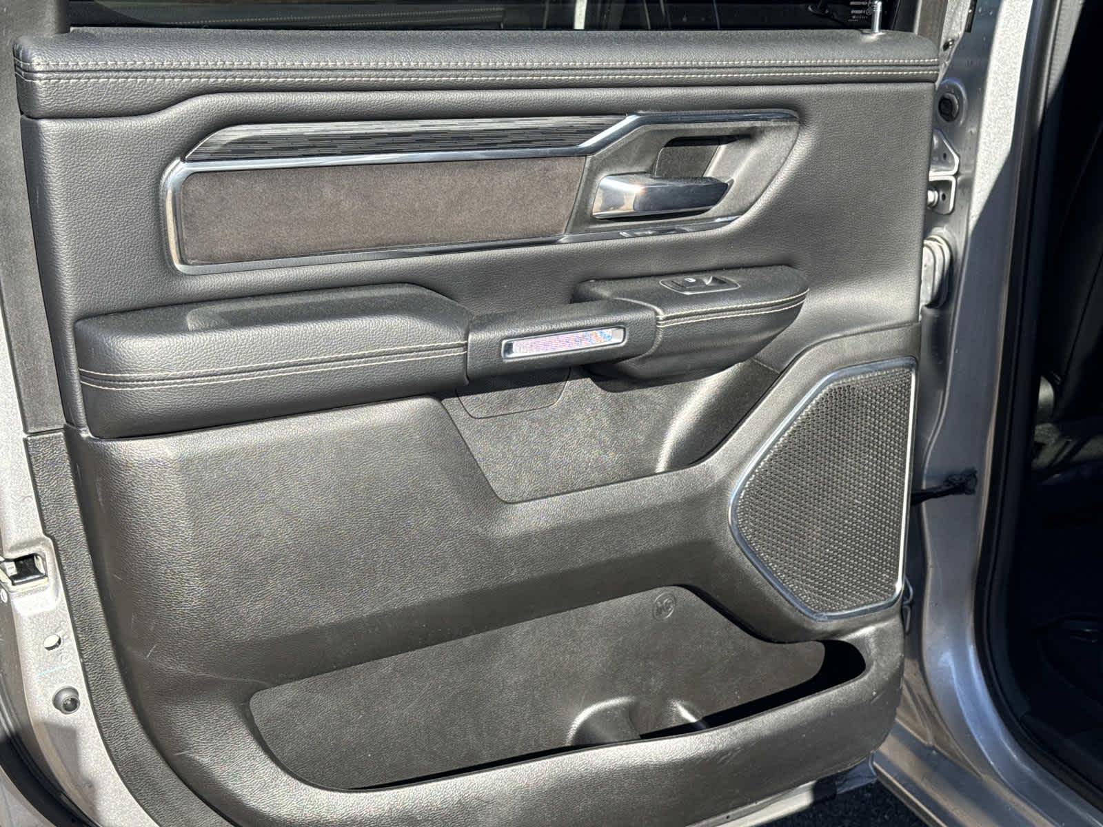 2024 RAM 1500 Laramie 4x2 Crew Cab 57 Box