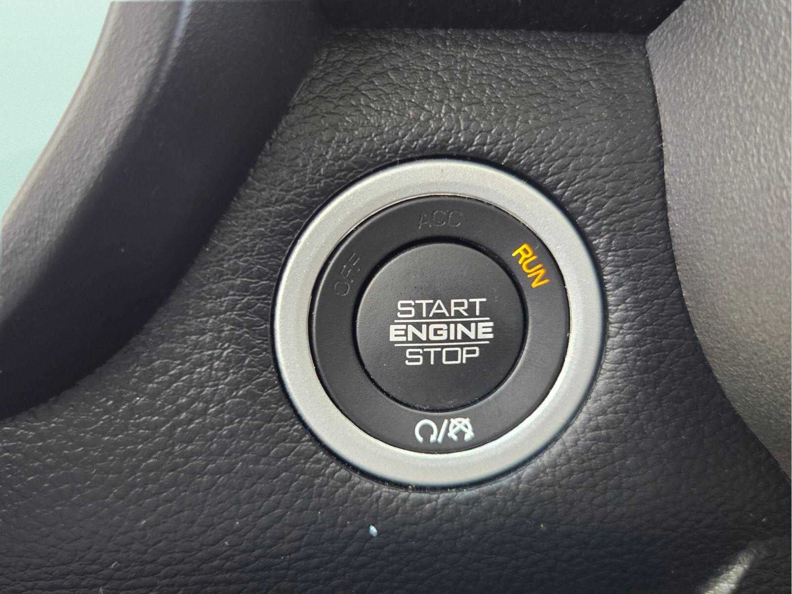 2019 RAM 1500 Big Horn/Lone Star 4x4 Crew Cab 57 Box