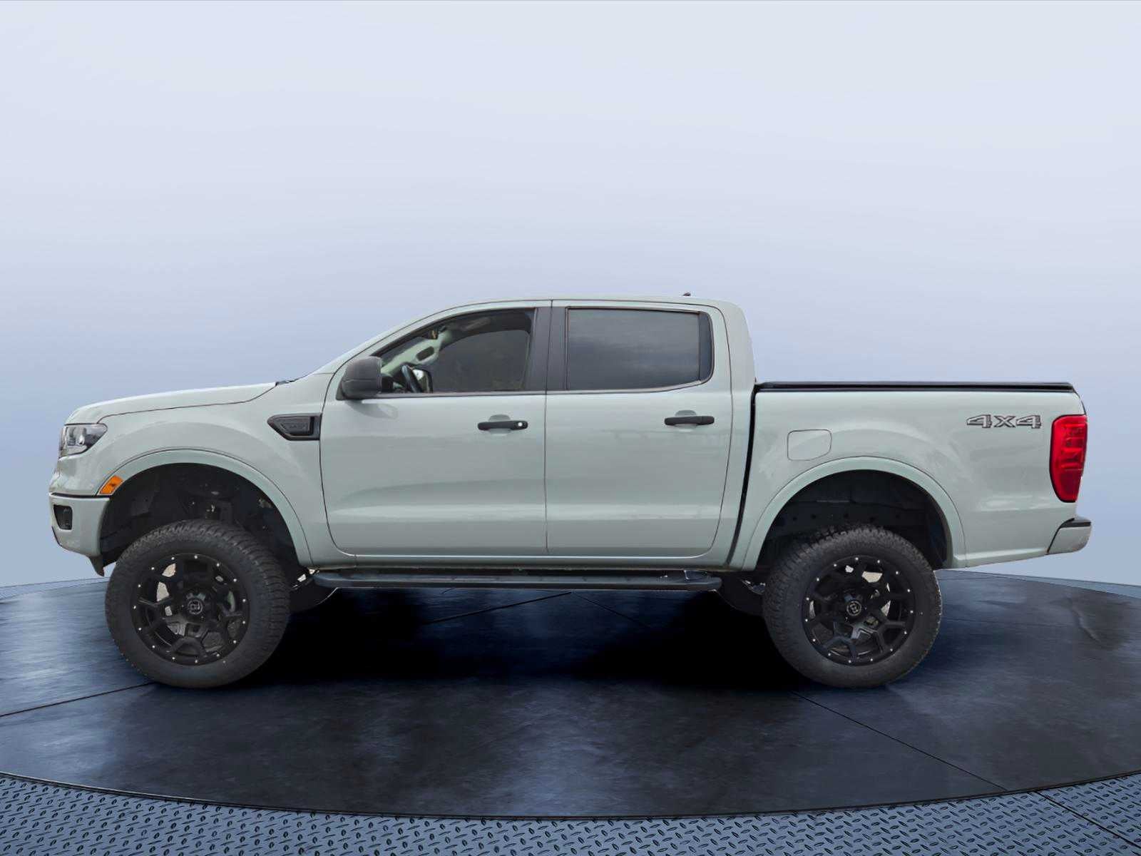 2023 Ford Ranger XLT 4WD SuperCrew 5 Box
