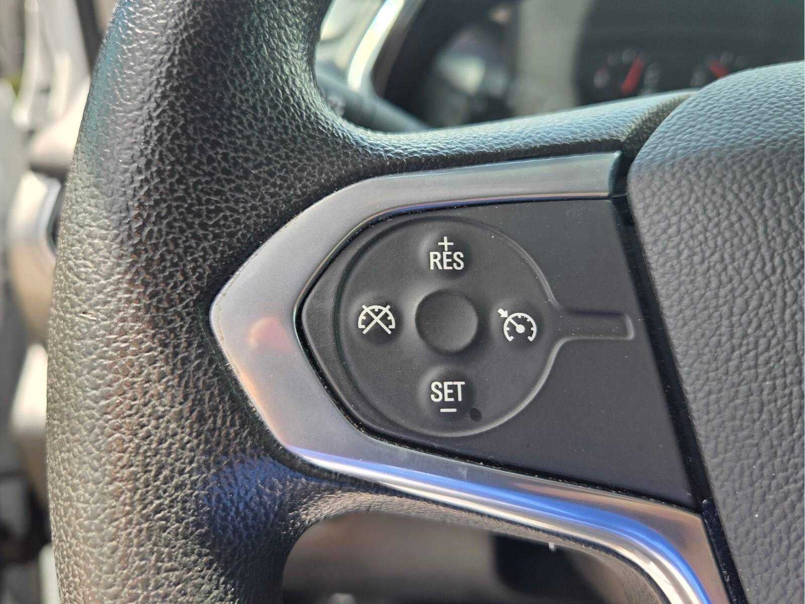 2021 Chevrolet Traverse FWD 4dr LS w/1LS