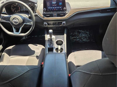 2024 Nissan Altima 2.5 SV Sedan