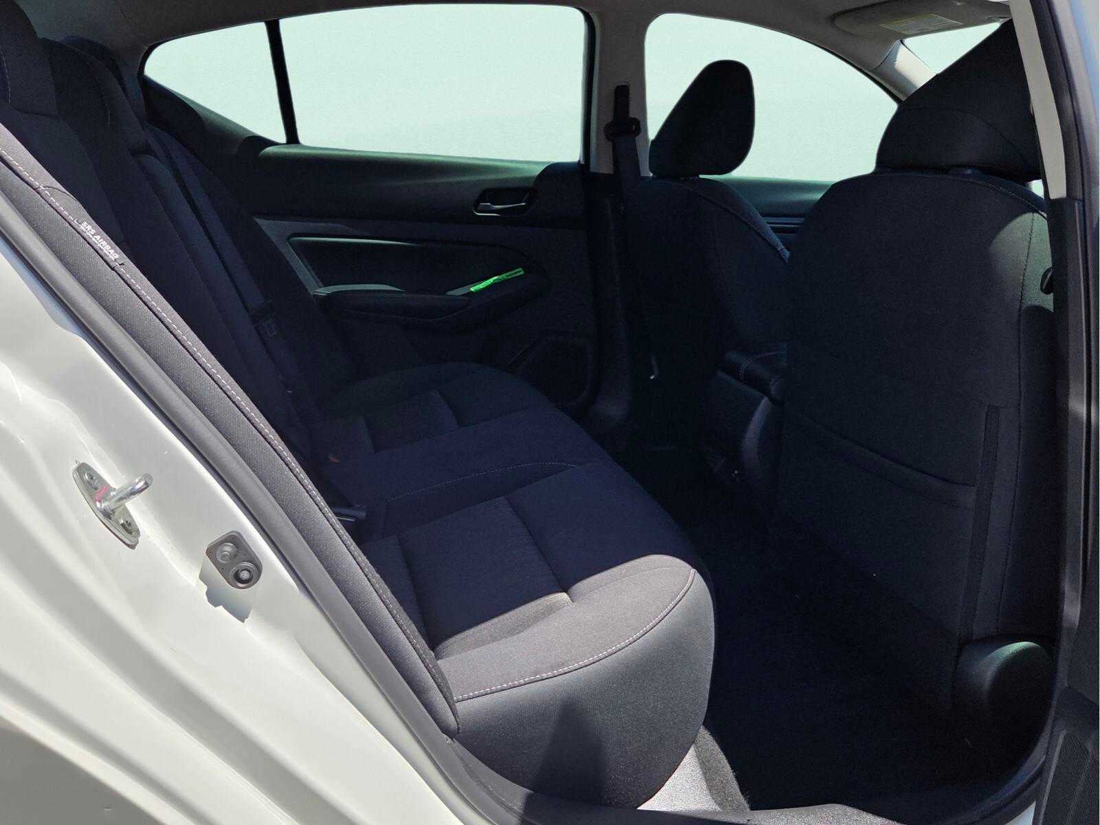 2024 Nissan Altima 2.5 SV Sedan