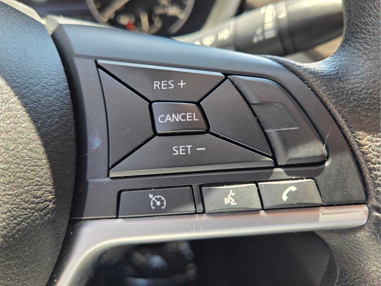2024 Nissan Altima 2.5 SV Sedan