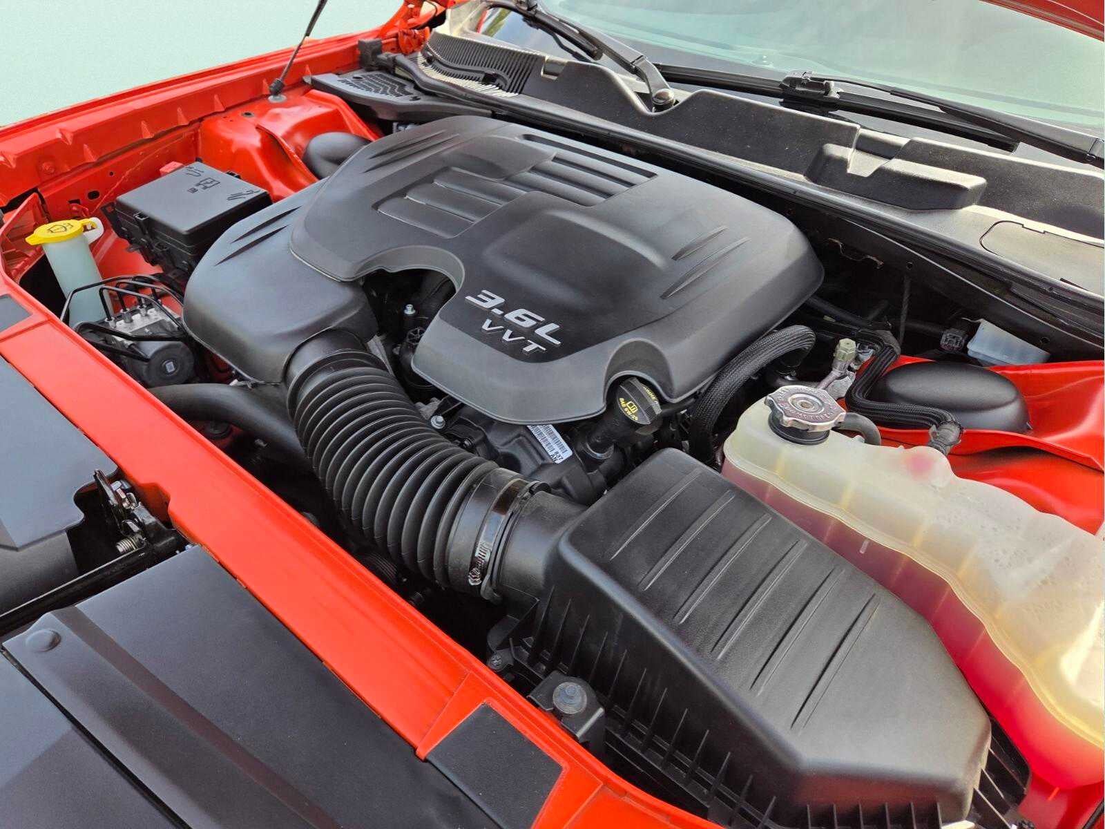 2023 Dodge Challenger SXT RWD