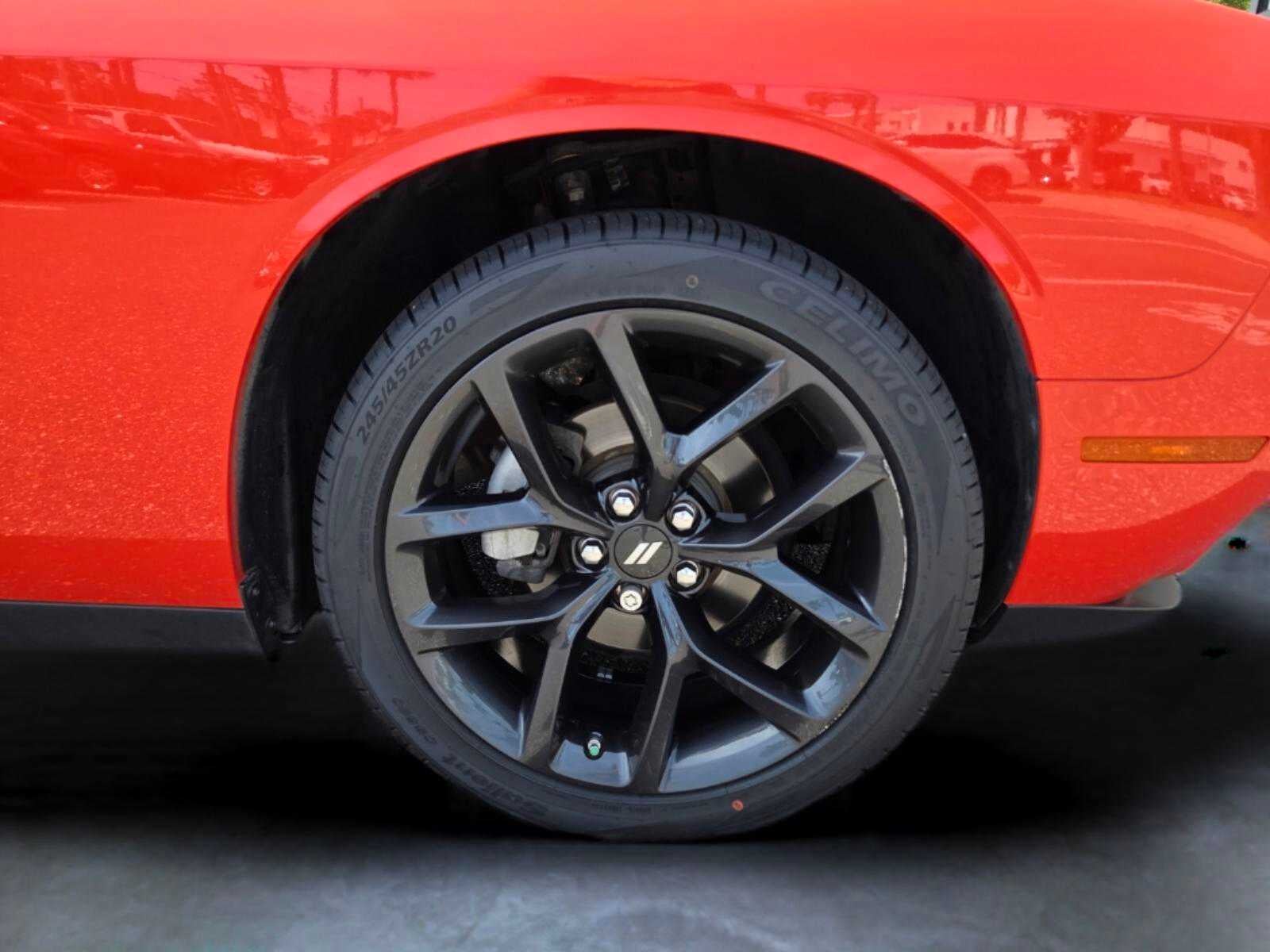 2023 Dodge Challenger SXT RWD