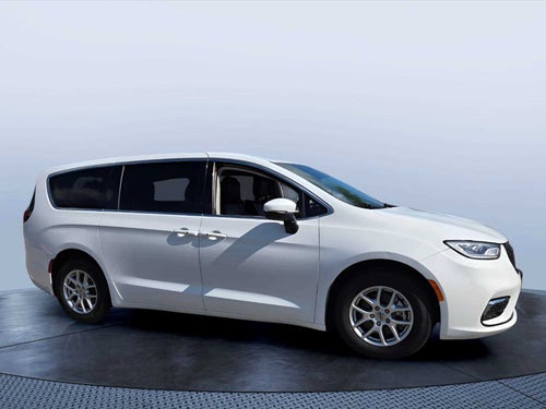 2023 Chrysler Pacifica Touring L FWD