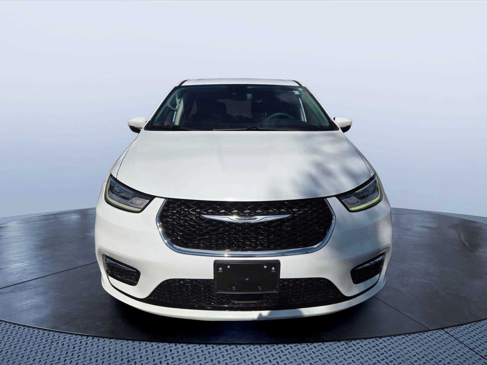 2023 Chrysler Pacifica Touring L FWD