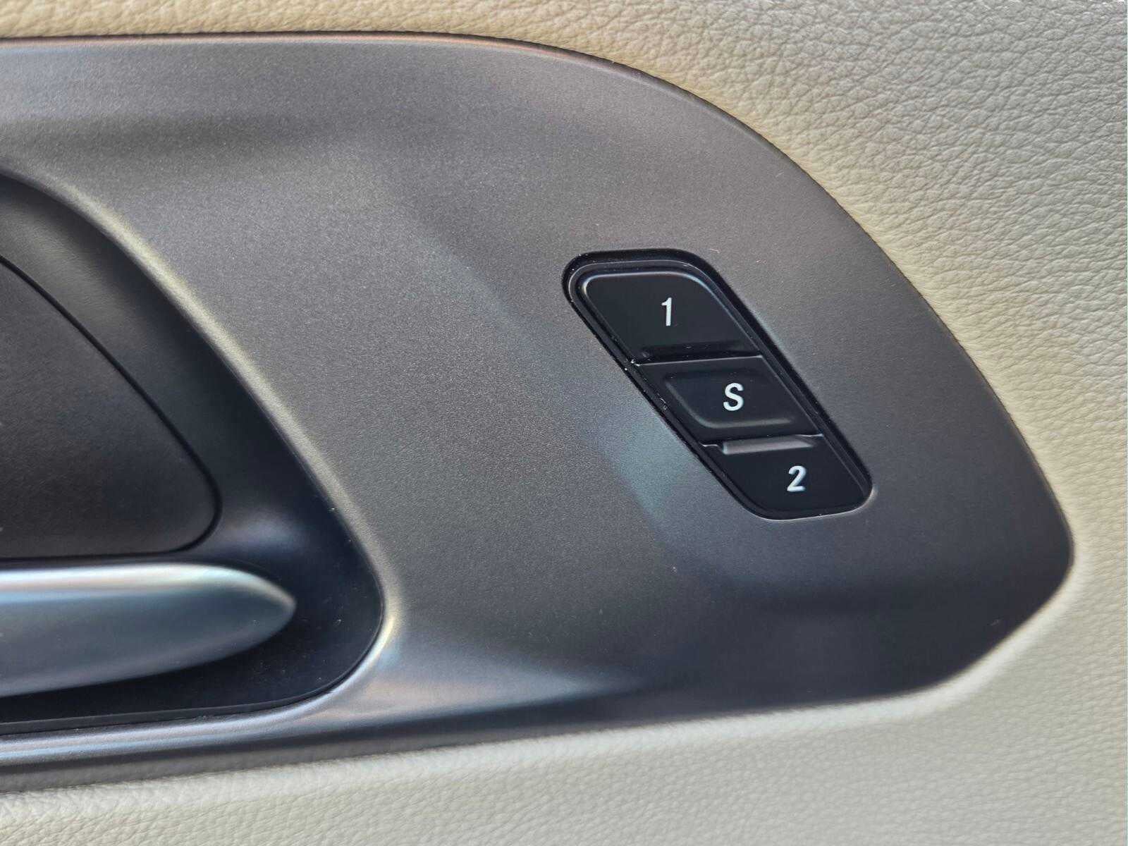 2023 Chrysler Pacifica Touring L FWD