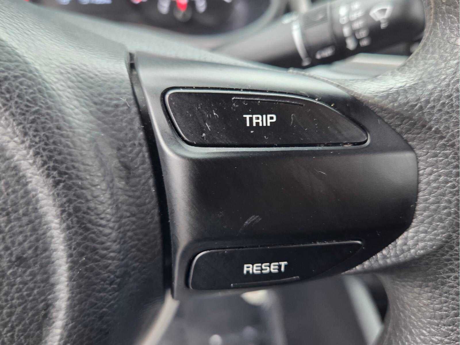 2023 Kia Rio LX IVT