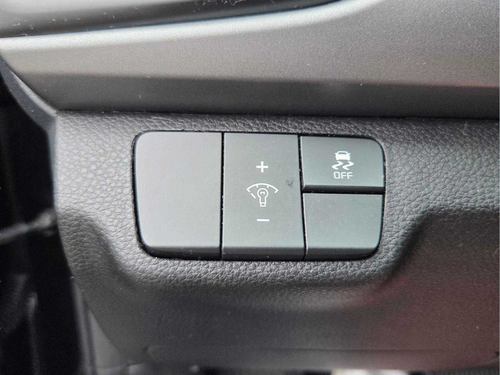 2023 Kia Rio LX IVT
