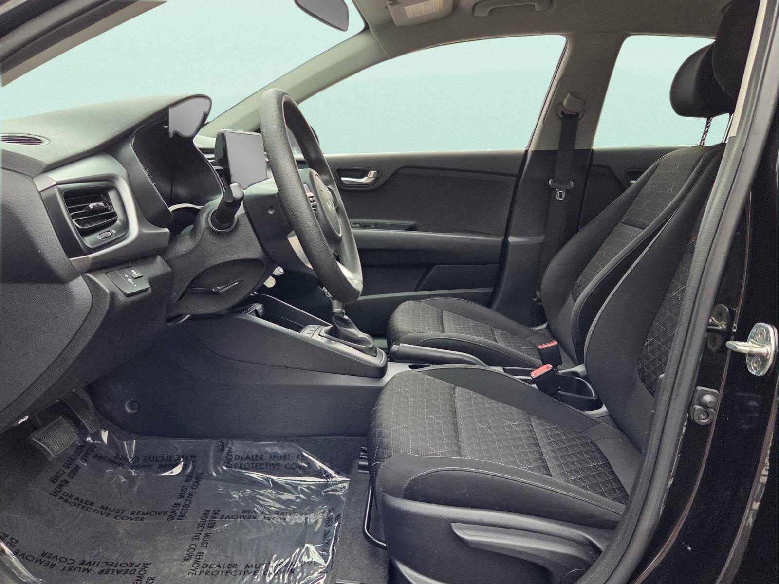 2023 Kia Rio LX IVT