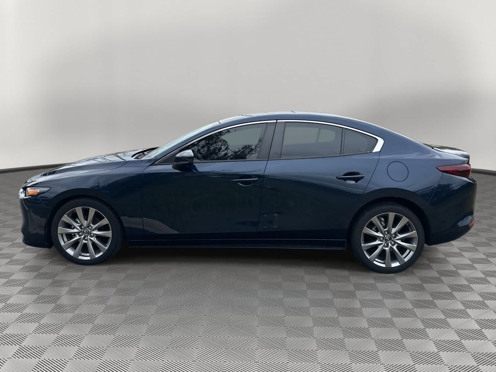 2022 Mazda MAZDA3 Preferred FWD