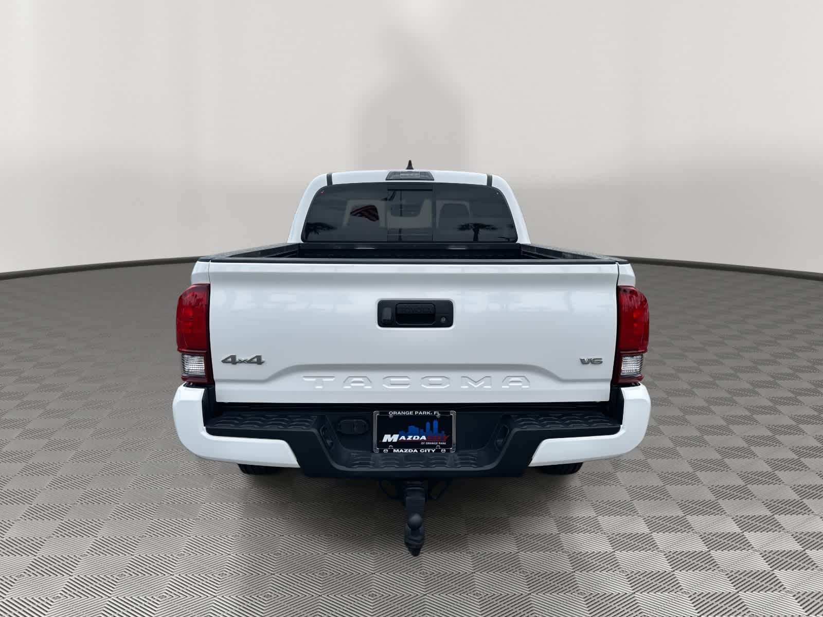 2022 Toyota Tacoma SR5 Double Cab 5 Bed V6 AT