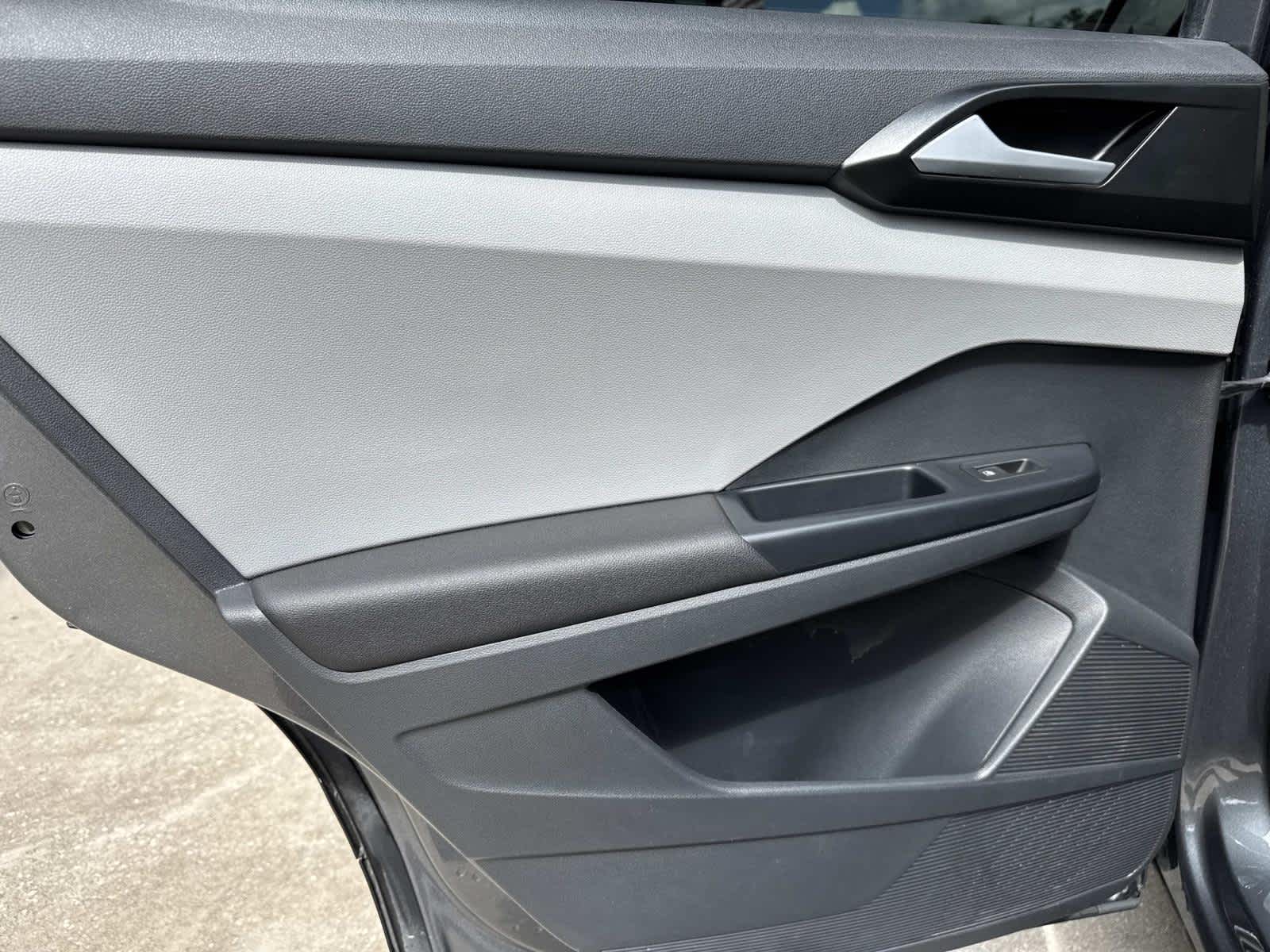 2023 Volkswagen Taos S FWD