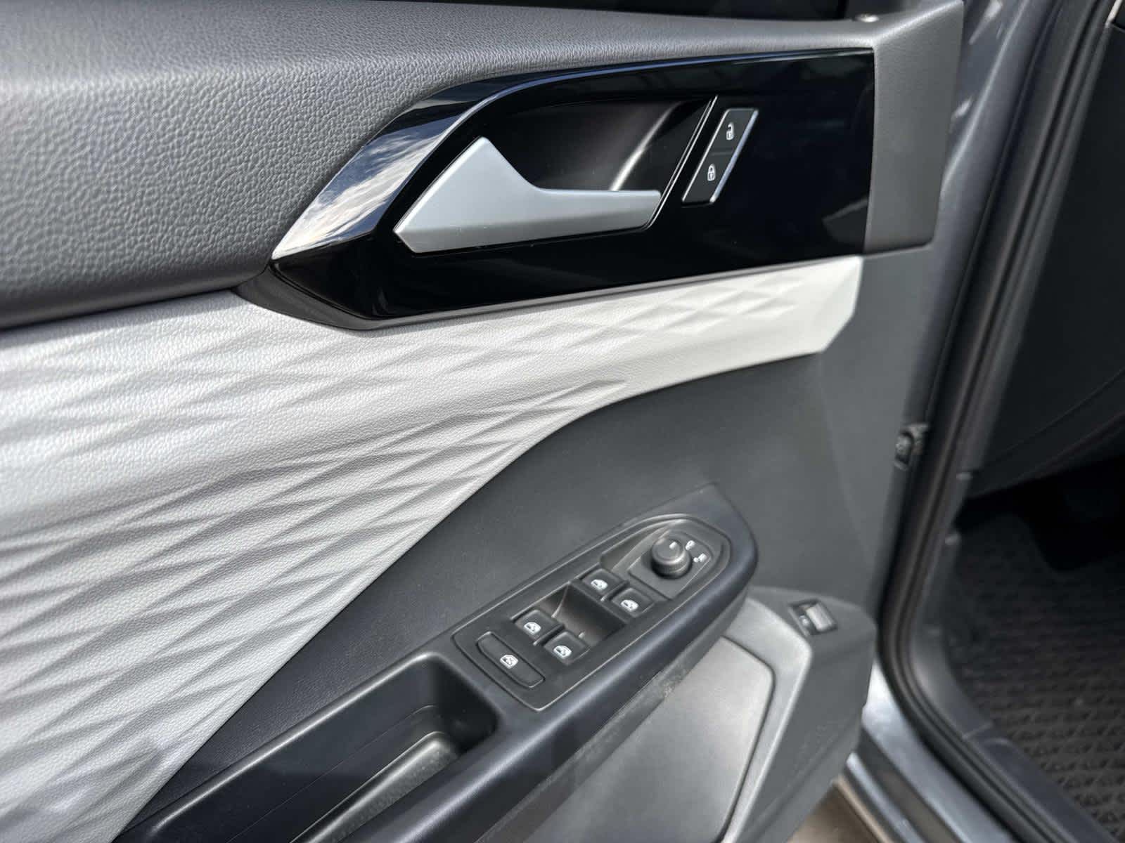 2023 Volkswagen Taos S FWD