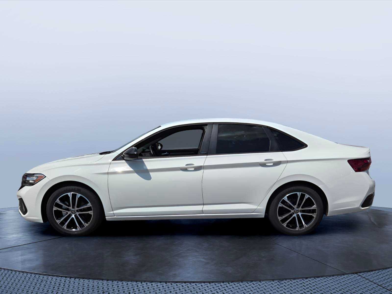 2024 Volkswagen Jetta Sport Auto