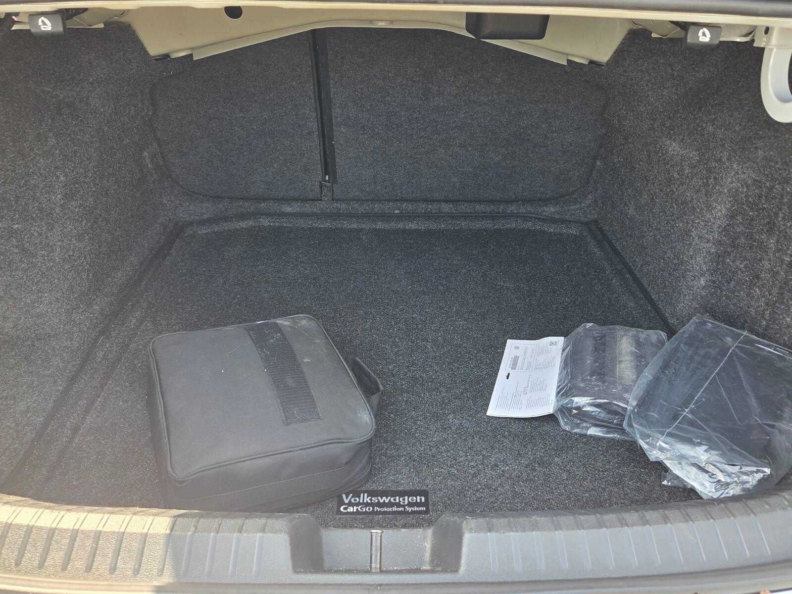 2024 Volkswagen Jetta Sport Auto