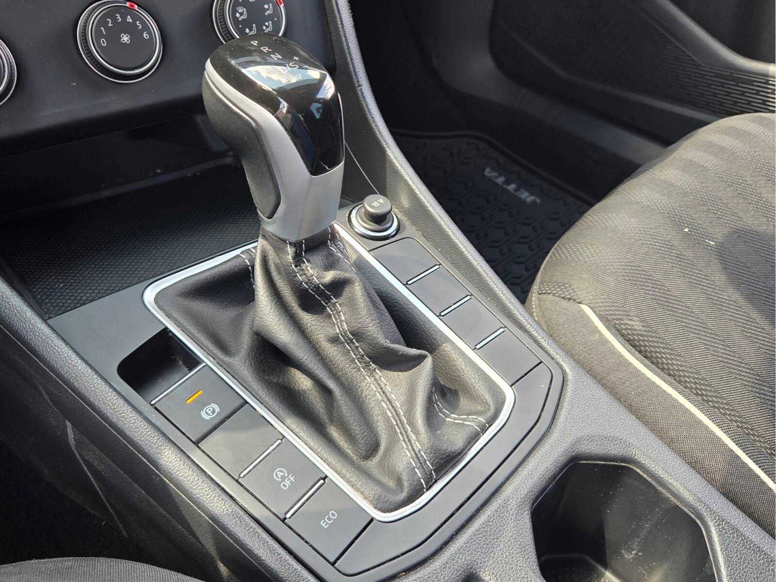 2024 Volkswagen Jetta Sport Auto