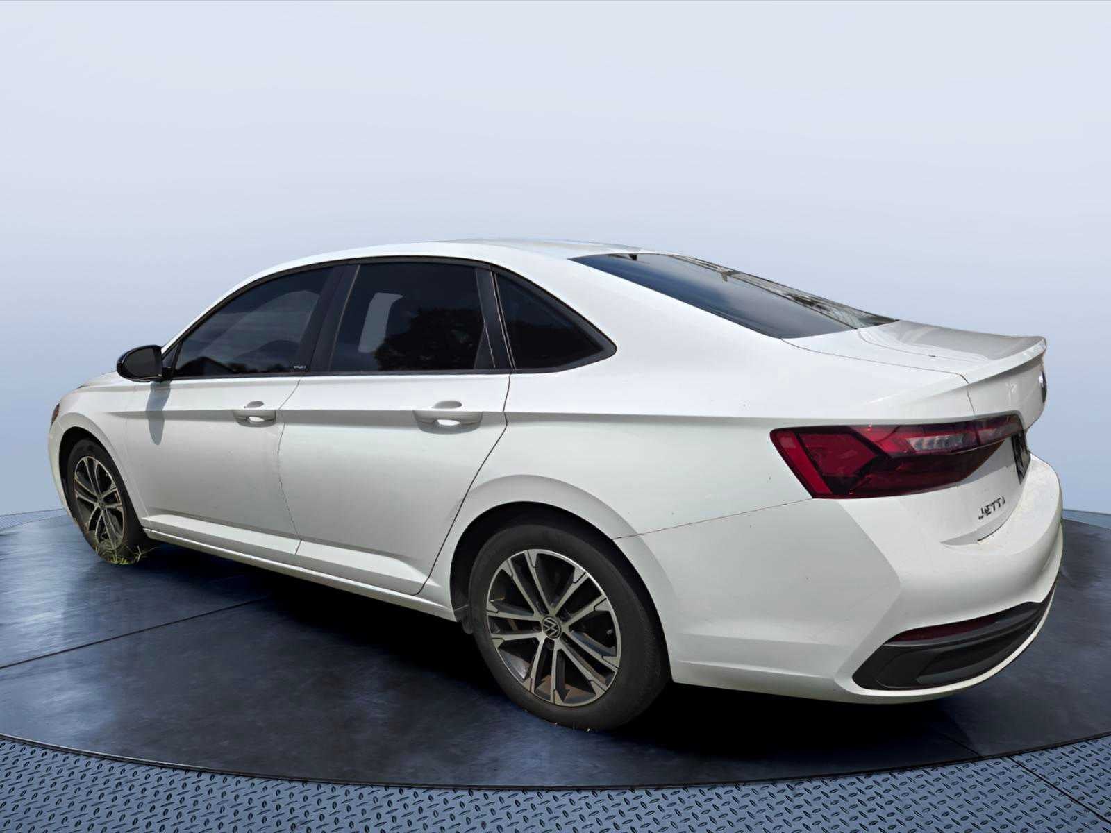2024 Volkswagen Jetta Sport Auto