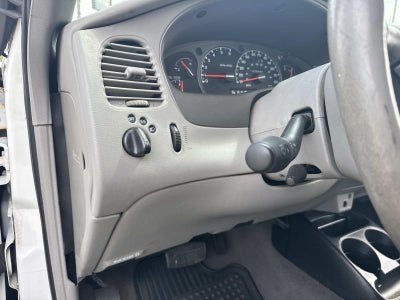 2002 Mazda Mazda B-Series 2WD DS