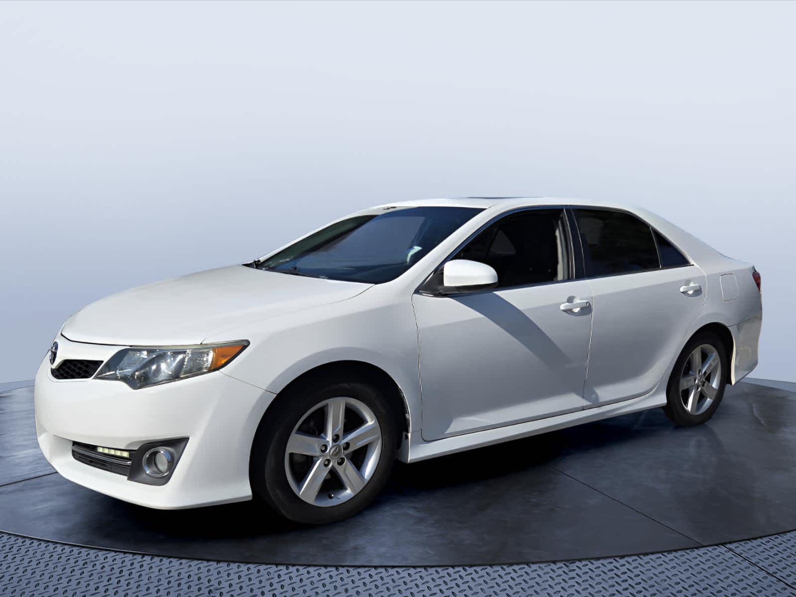 2014 Toyota Camry 4dr Sdn I4 Auto SE *Ltd Avail*