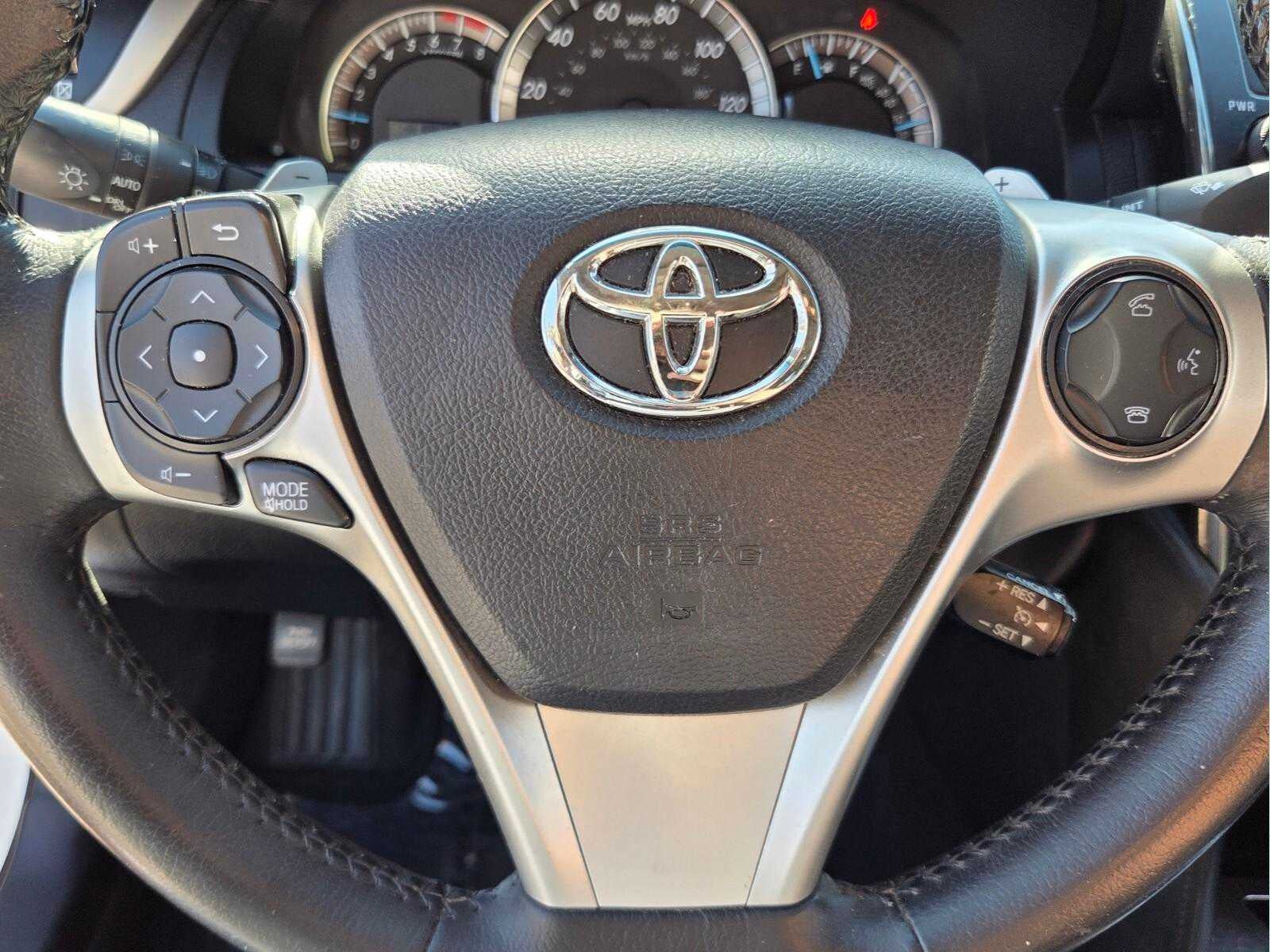 2014 Toyota Camry 4dr Sdn I4 Auto SE *Ltd Avail*
