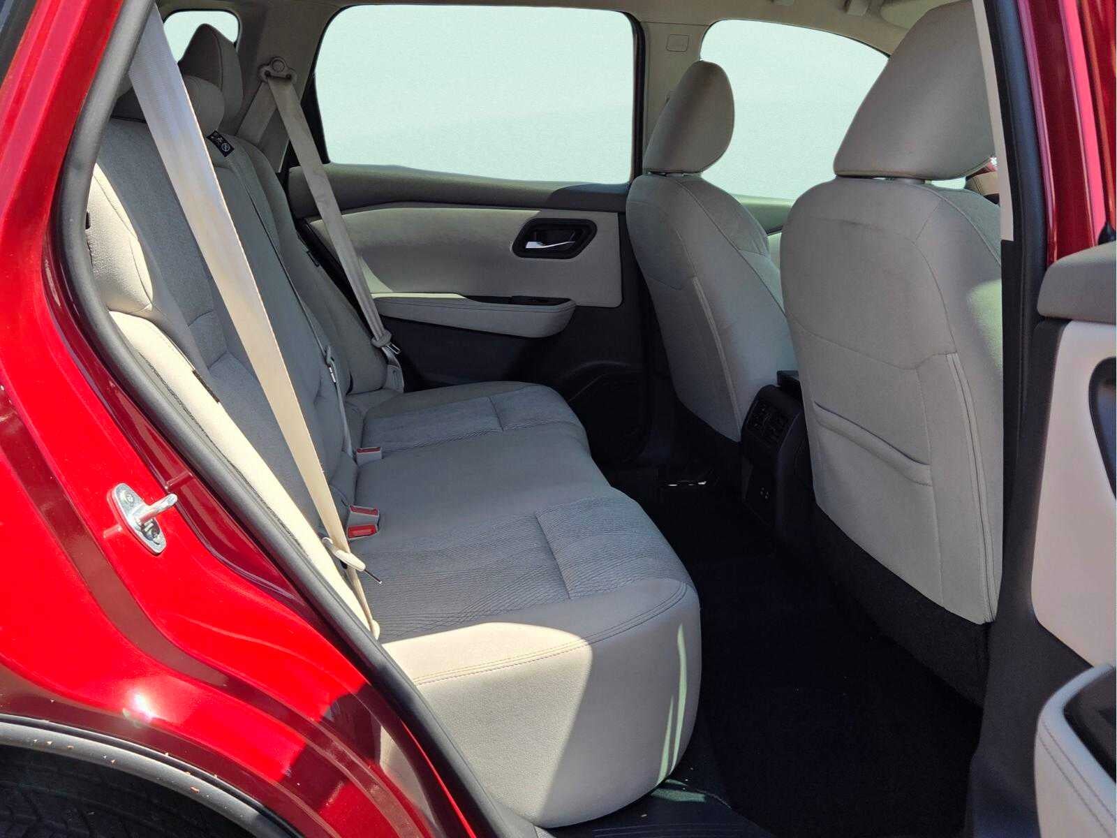 2025 Nissan Rogue AWD SV
