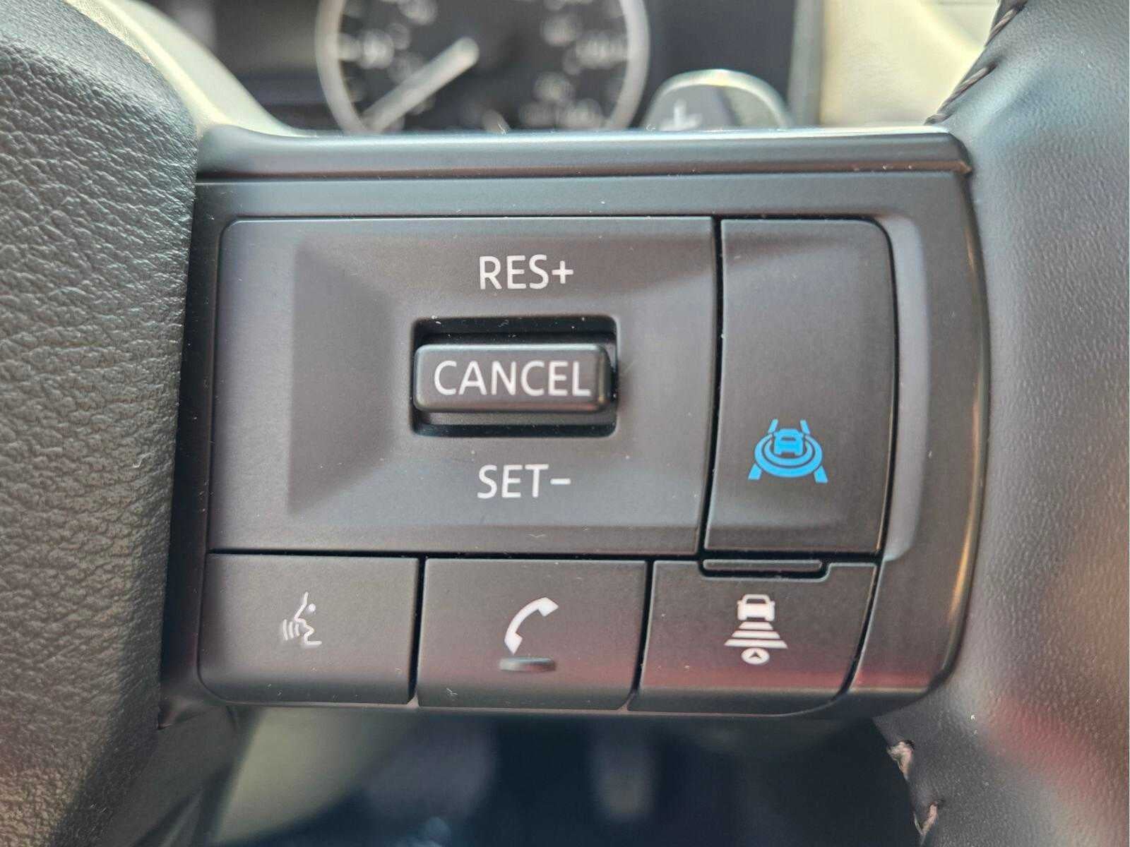 2025 Nissan Rogue AWD SV