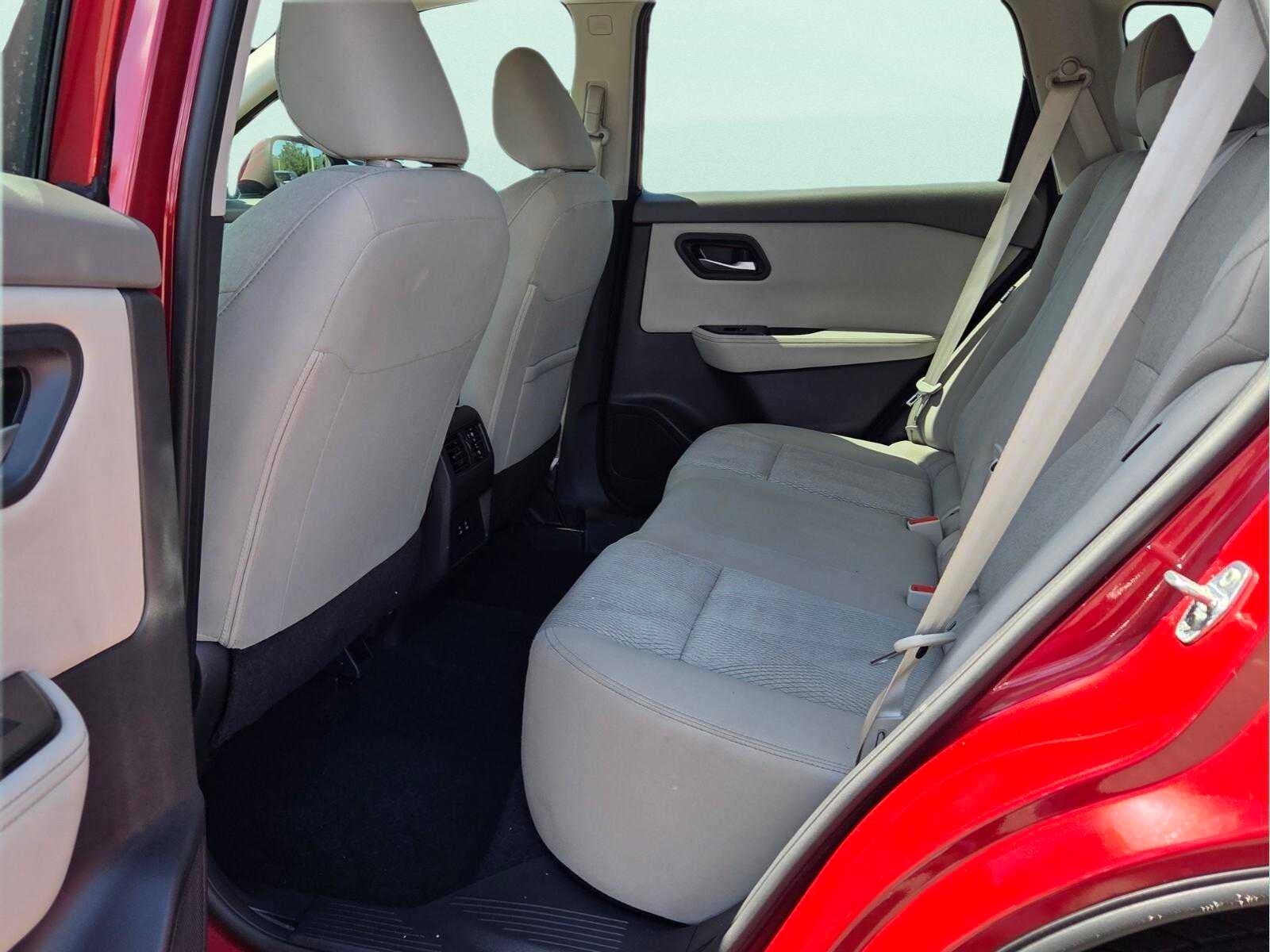 2025 Nissan Rogue AWD SV