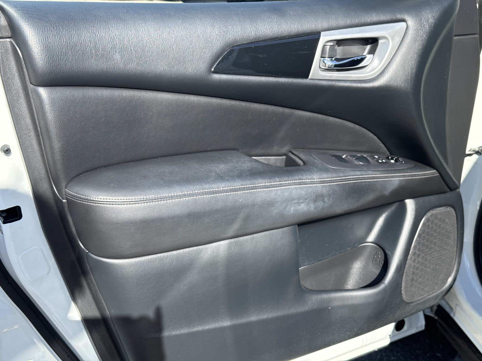 2020 Nissan Pathfinder FWD S