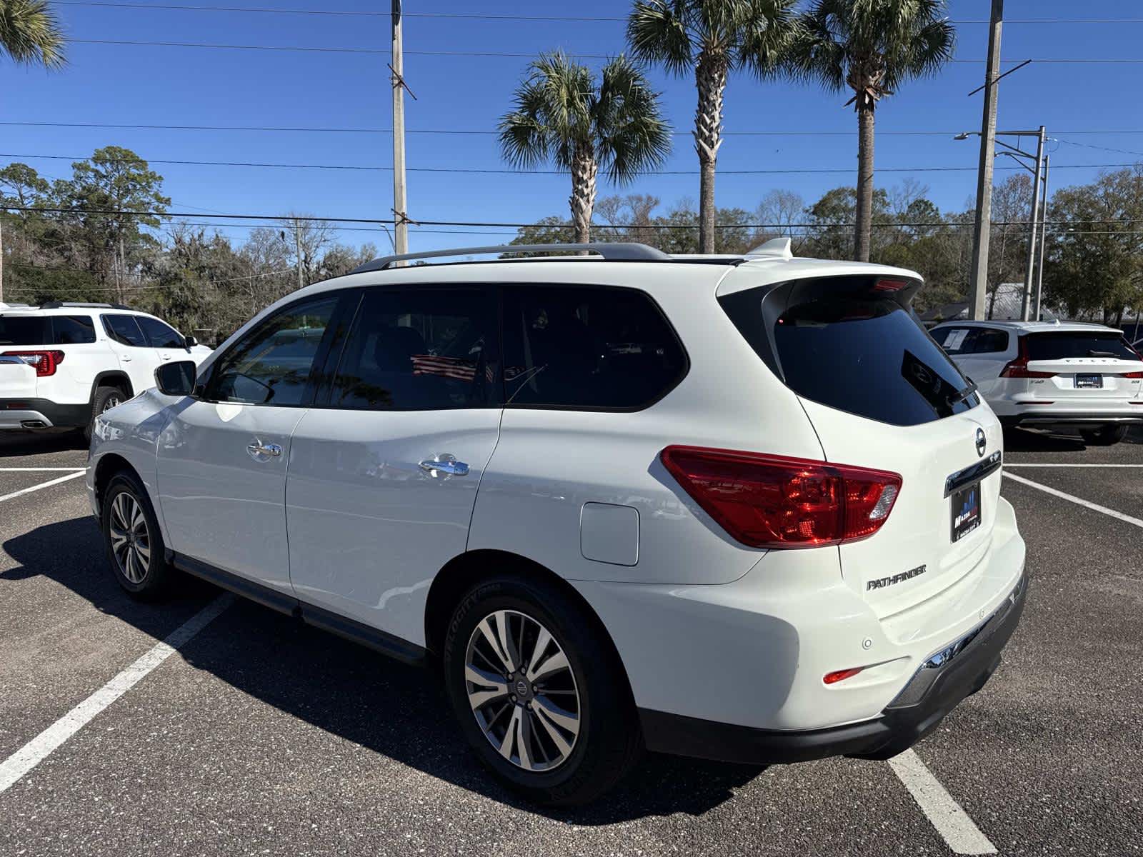 2020 Nissan Pathfinder FWD S
