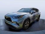 2022 Toyota Highlander XLE FWD