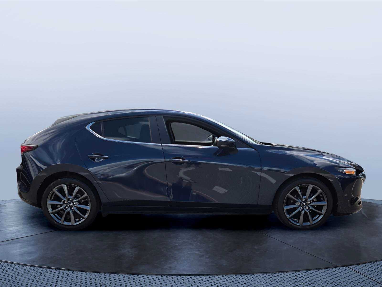 2023 Mazda Mazda3 Hatchback 2.5 S Preferred Auto FWD