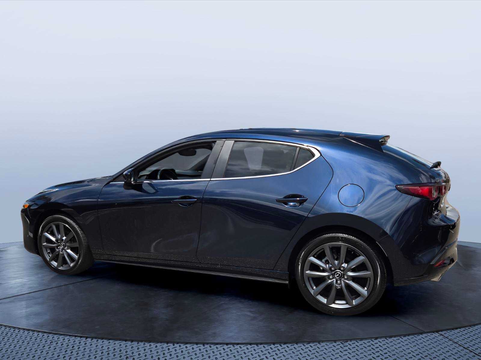 2023 Mazda Mazda3 Hatchback 2.5 S Preferred Auto FWD