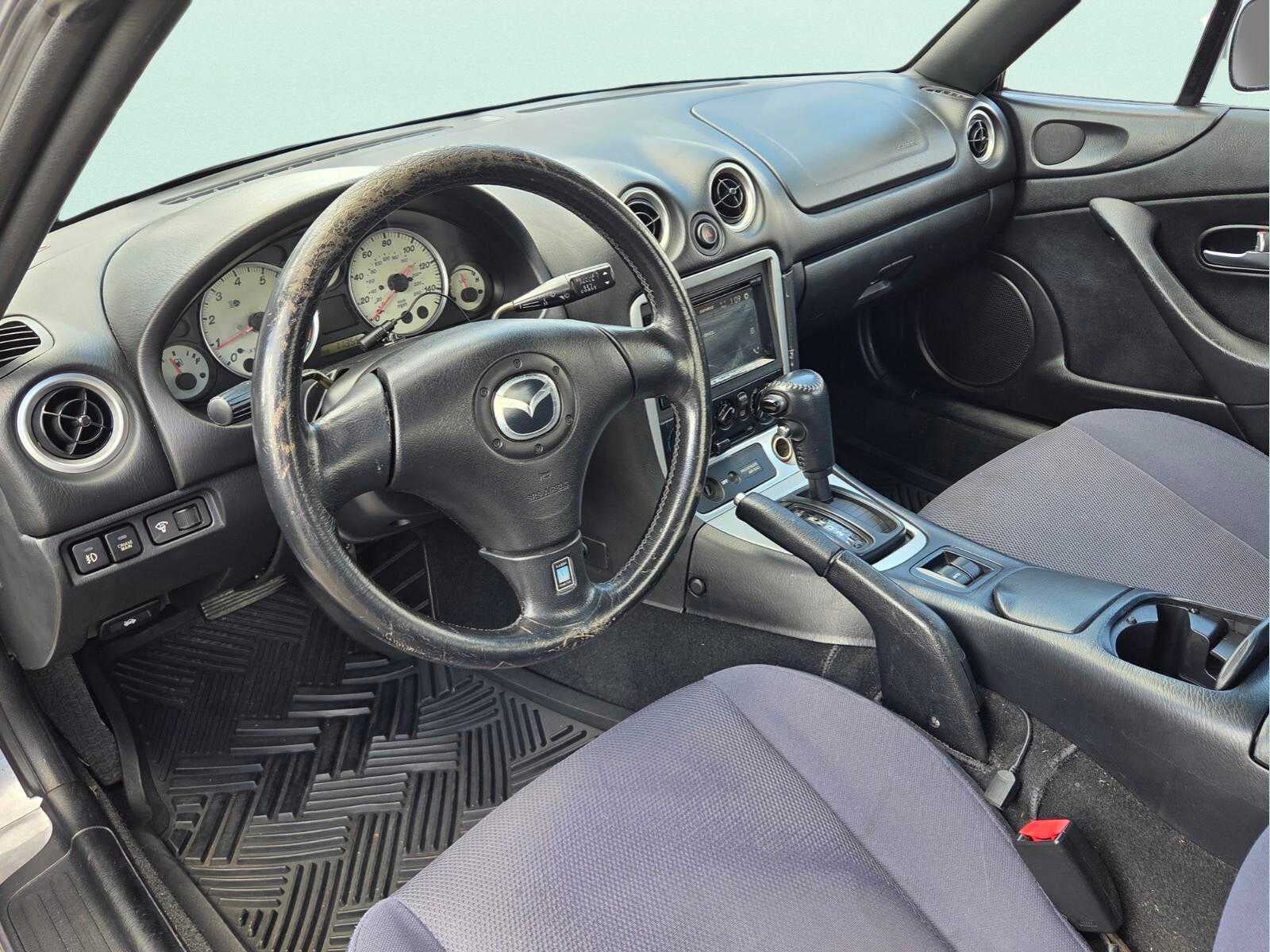2003 Mazda Mazda MX-5 Miata 2dr Conv LS Auto