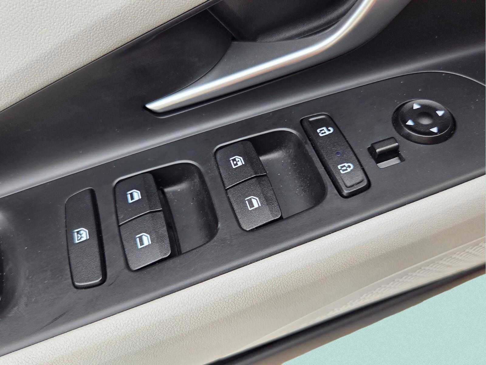 2023 Hyundai Elantra Hybrid Limited DCT