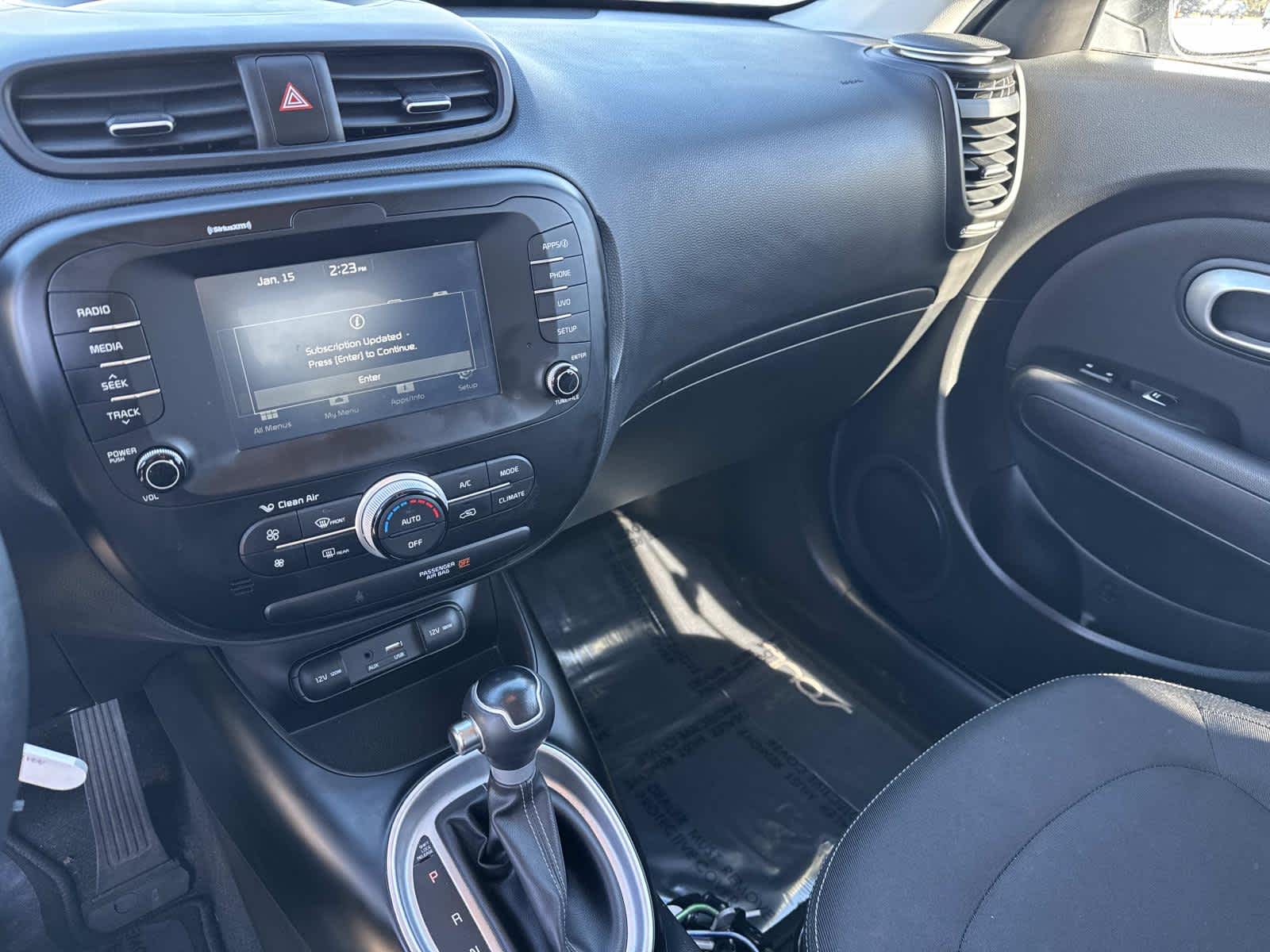 2018 Kia Soul + Auto