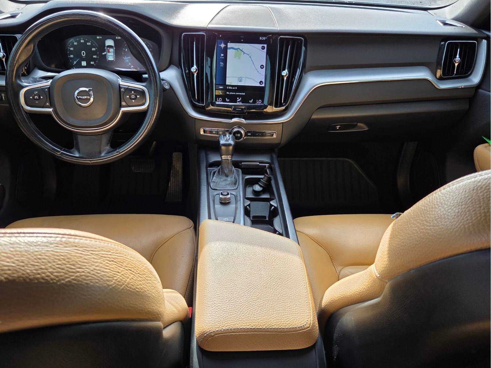 2018 Volvo XC60 T5 AWD Momentum