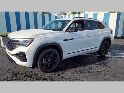 2026 Volkswagen Atlas Cross Sport 2.0T SEL R-Line Black