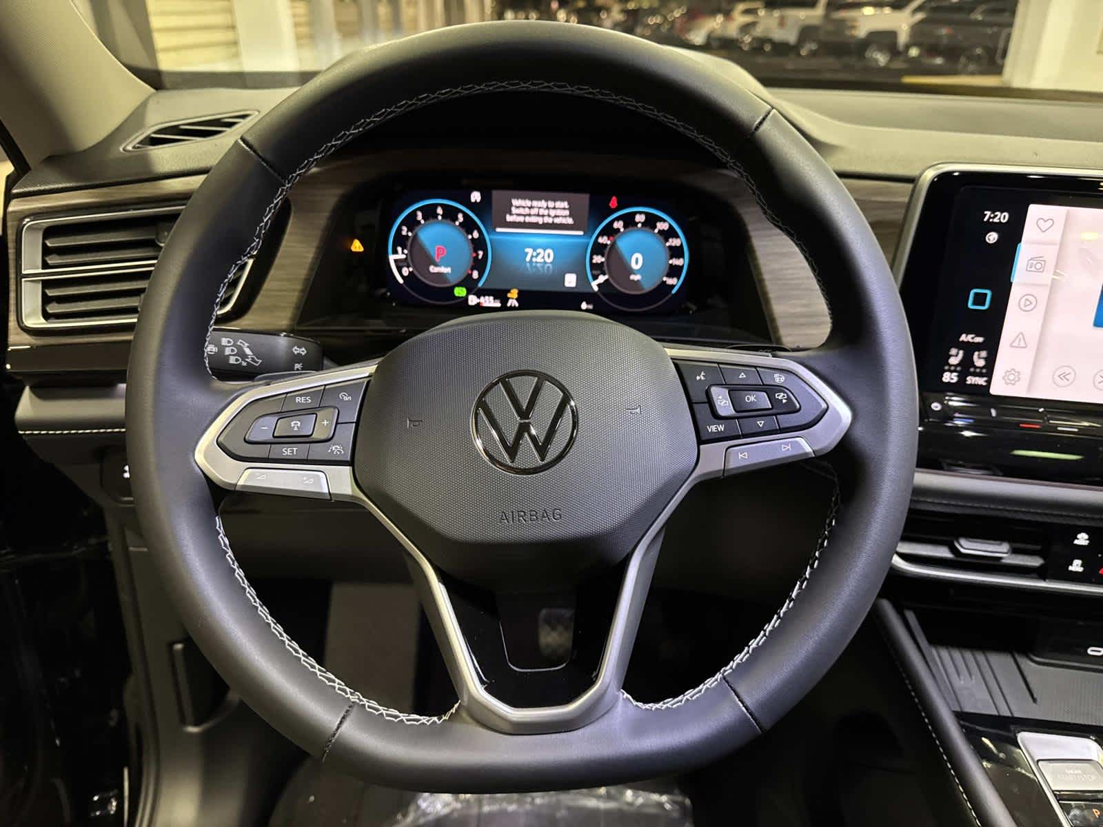 2026 Volkswagen Atlas 2.0T SEL