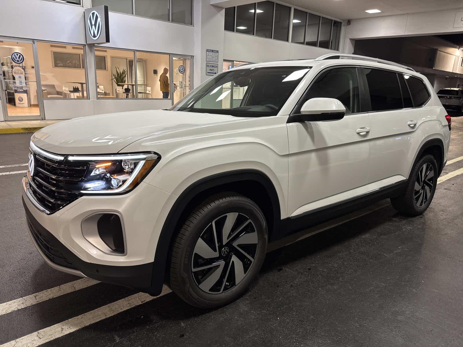 2026 Volkswagen Atlas 2.0T SEL