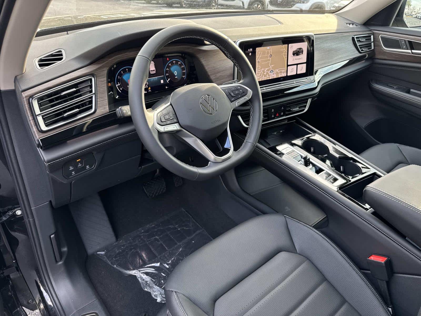 2026 Volkswagen Atlas 2.0T SEL