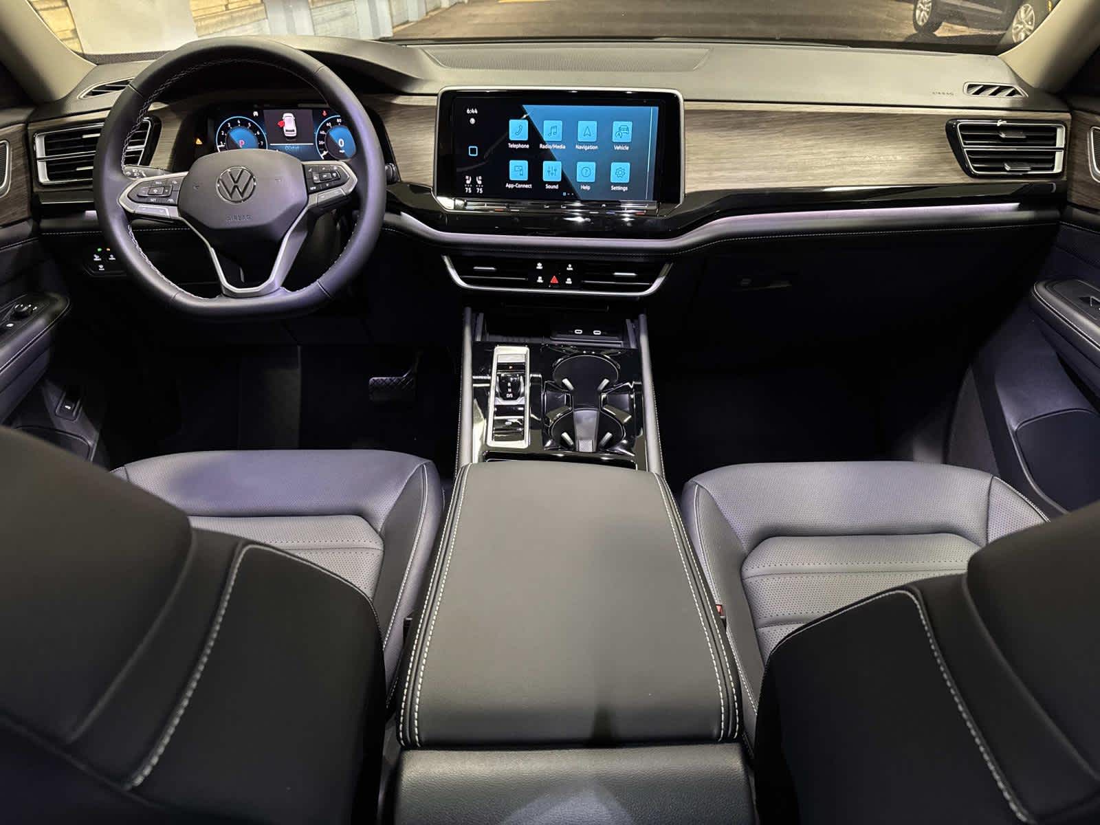 2026 Volkswagen Atlas 2.0T SEL