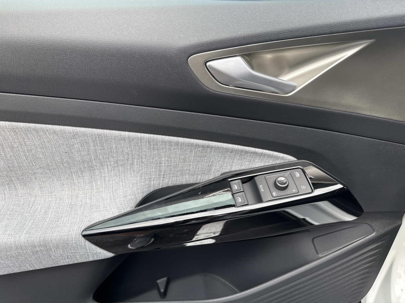 2026 Volkswagen ID.4 Pro