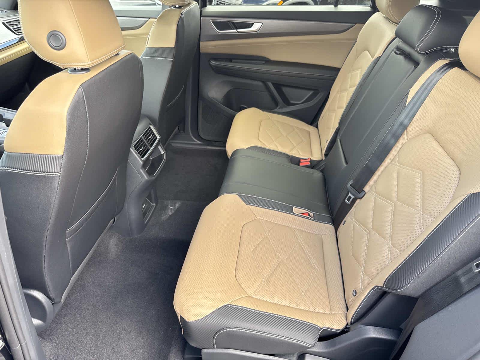 2026 Volkswagen Atlas Cross Sport 2.0T SE