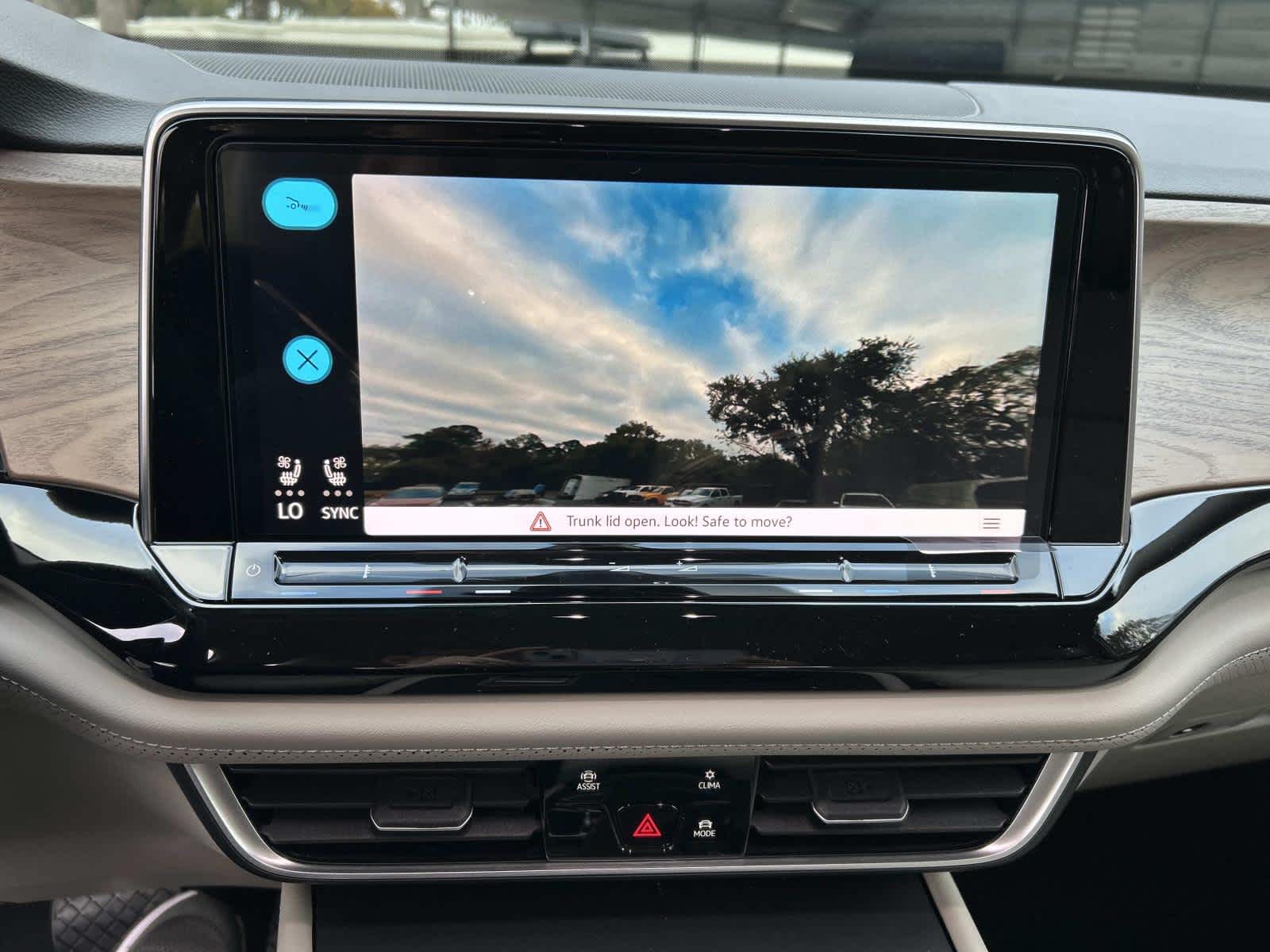 2026 Volkswagen Atlas 2.0T SE